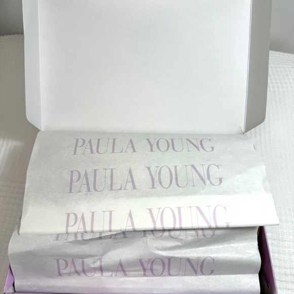 Brussels Wig by Paula Young - Picture 6 of 9